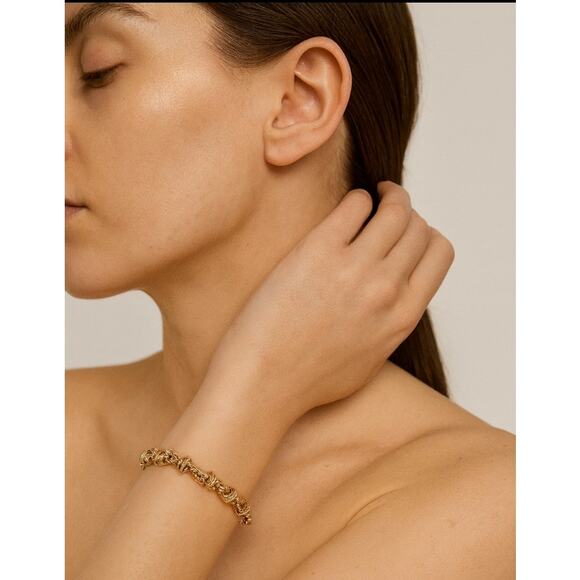 Fancy Link 14K Gold Knot Bracelet 0.4oz Solid Yellow Gold Textured Rope Design - Picture 1 of 5